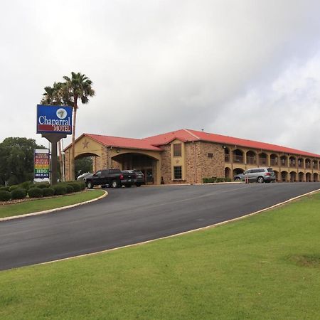 Chaparral Motel Hallettsville Extérieur photo
