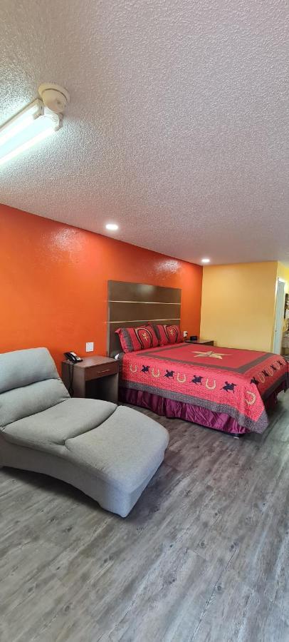 Chaparral Motel Hallettsville Extérieur photo