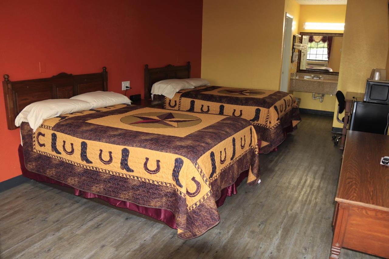 Chaparral Motel Hallettsville Extérieur photo